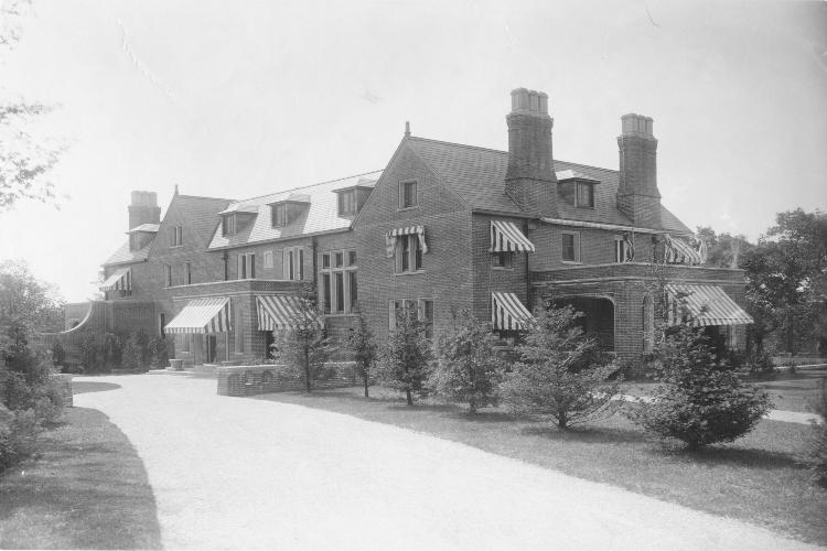 20世纪20年代希尔兹住宅的历史照片